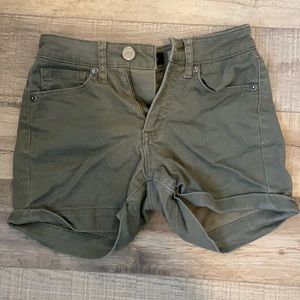 Aéropostale stretchy jean shorts
